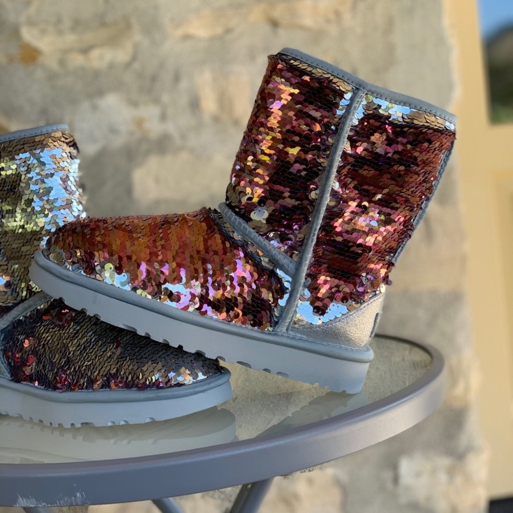 UGG NIB sequins short boots women size 5 - Picture 4 of 8